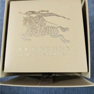 New Burberry women watch